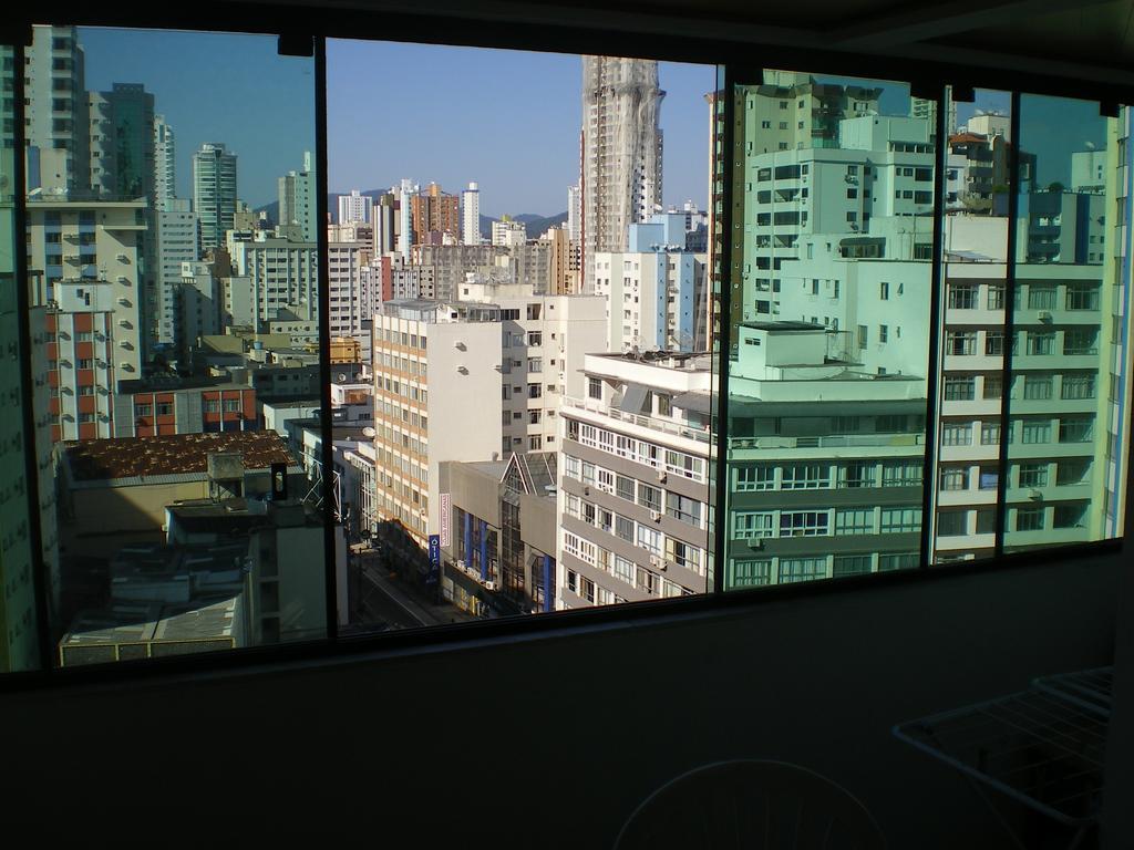 Apartamento Dante Tomio Balneário Camboriú 外观 照片